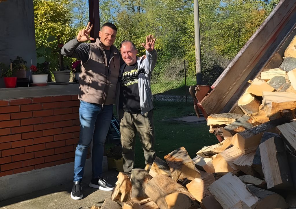 Picsart 25 10 30 20 15 51 378