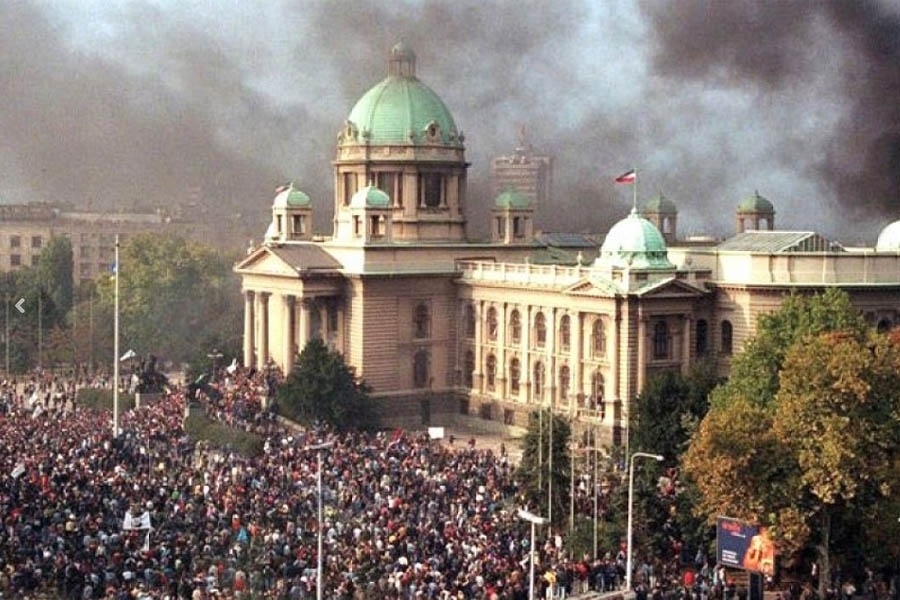 5. oktobar – Dvadeset pet godina od dana kada je Srbija rekla „Gotov je“ 2