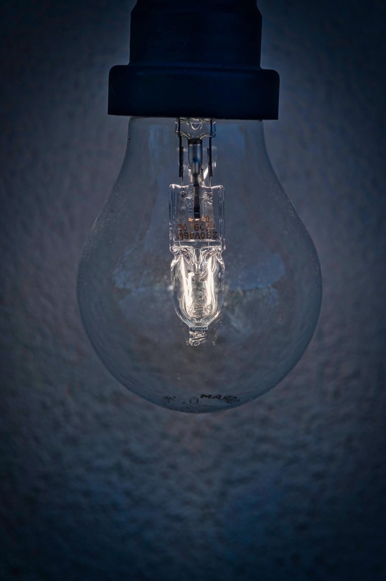 lightbulb 5081585 1920