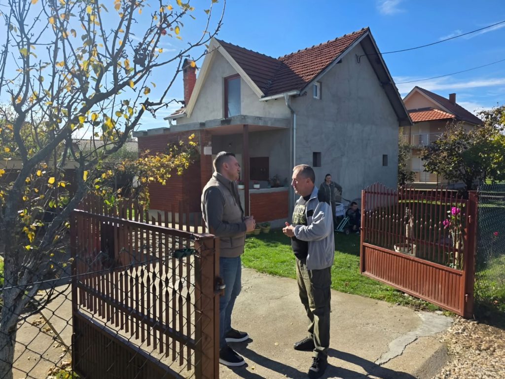 Predsednik opštine posetio borca sa Košara i uručio pomoć pred zimu 2