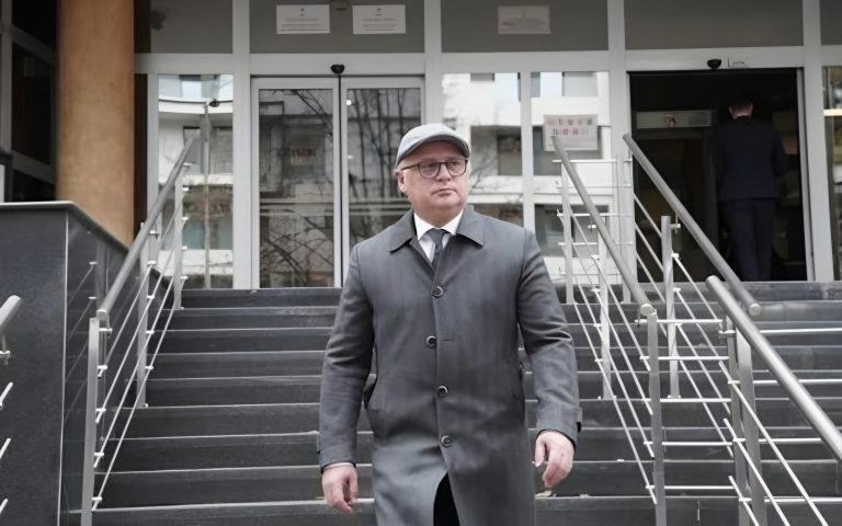 Picsart 25 11 17 14 39 41 422