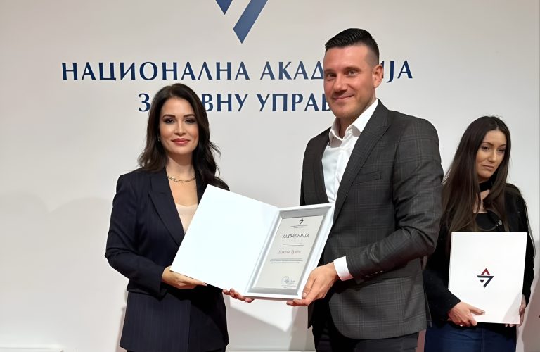 Picsart 25 12 10 16 51 22 750 1 scaled