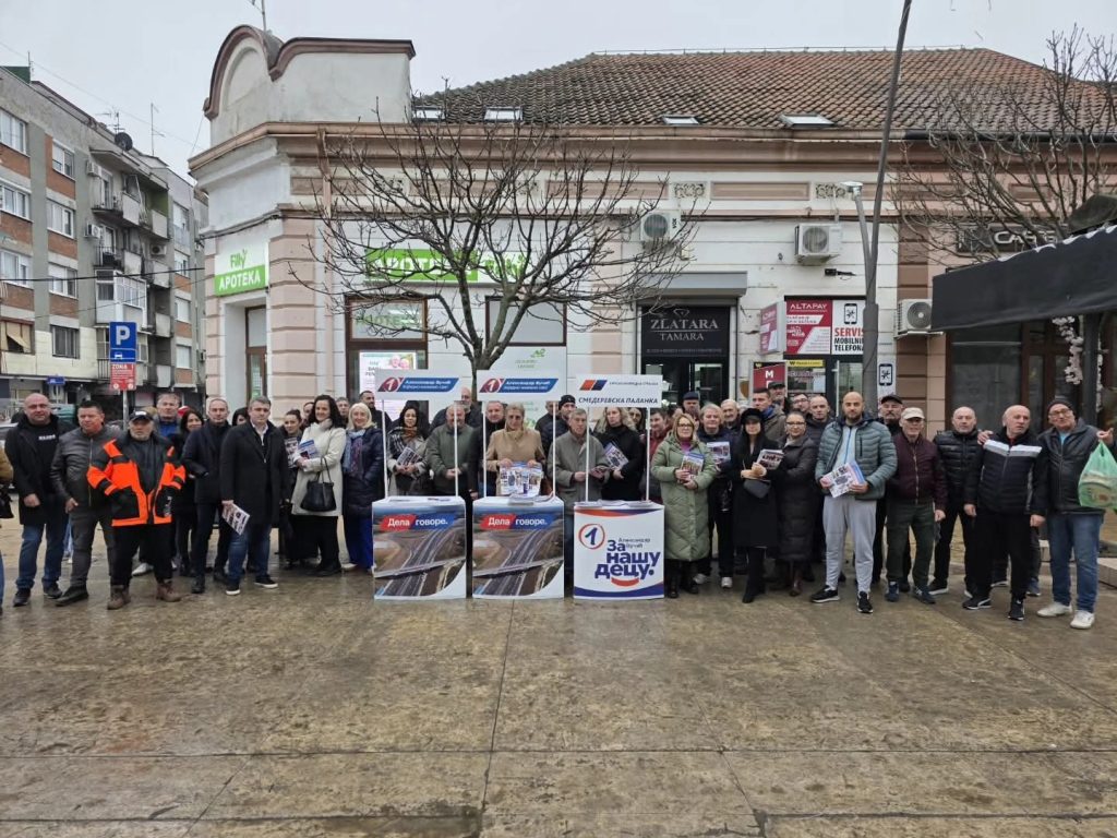 Građani Smederevske Palanke na štandu SNS-a: Poverenje u napredak i viziju budućnosti 2