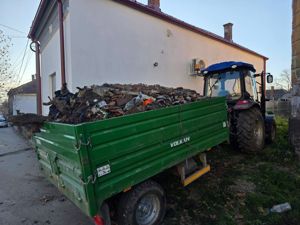 JKP Palanka 2020 uklonila ekstremne količine smeća u Francuskoj ulici 5