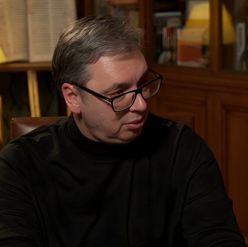 DIREKTAN DIJALOG KOJI JE ZAPALIO DRUŠTVENE MREŽE Vučić na TikToku odgovorio Baki Prasetu i najavio rešavanje statusa influensera 2