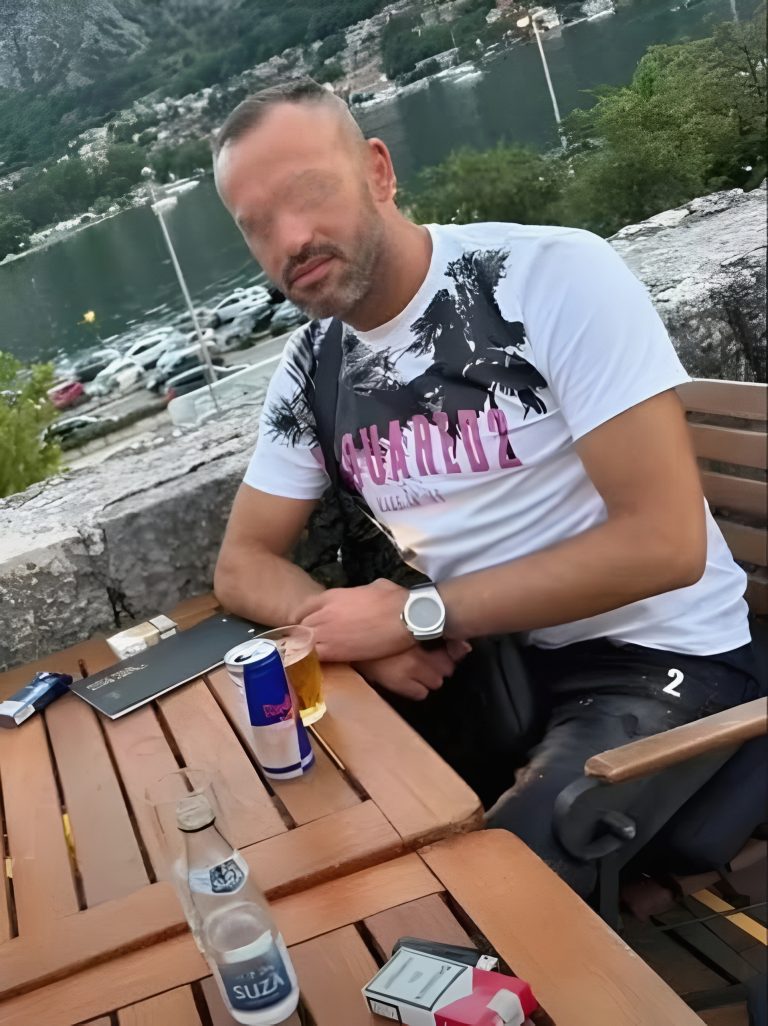 Picsart 26 02 07 21 12 12 496