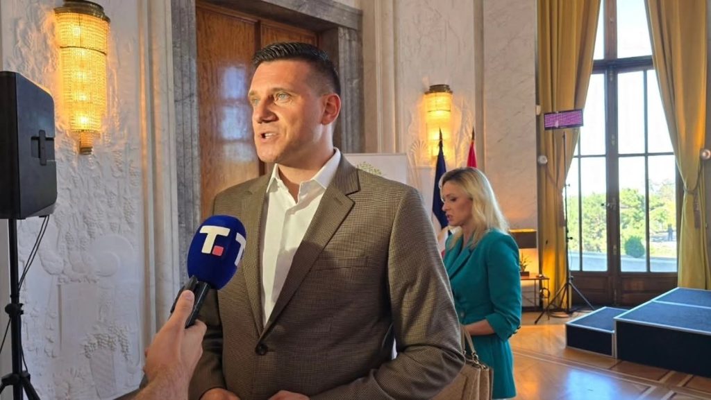 VUČEN POSLAO JASNU PORUKU: PUNA PODRŠKA ODGOVORNOJ POLITICI ZA MIR I STABILNOST SVAKE PORODICE 2