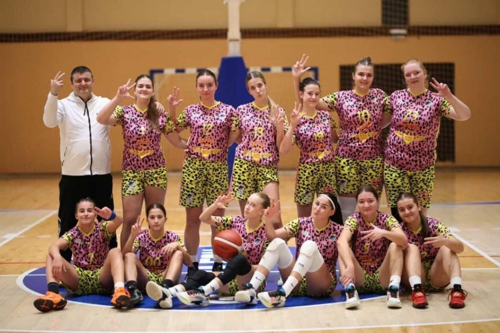 Nastavljena dominacija juniorki kluba CSK Rolling Thunder 2