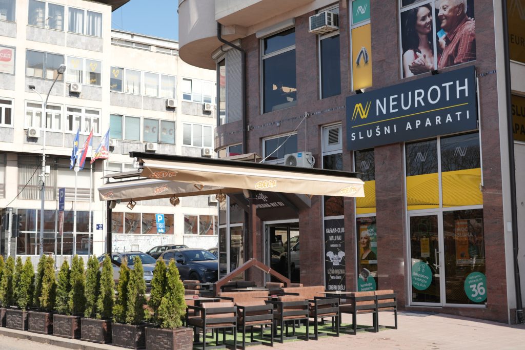 OTVOREN NOVI NEUROTH SLUŠNI CENTAR: Austrijski lider u oblasti slušnih aparata stigao u Mladenovac - Palanka info OTVOREN NOVI NEUROTH SLUŠNI CENTAR: Austrijski lider u oblasti slušnih aparata stigao u Mladenovac - Palanka info