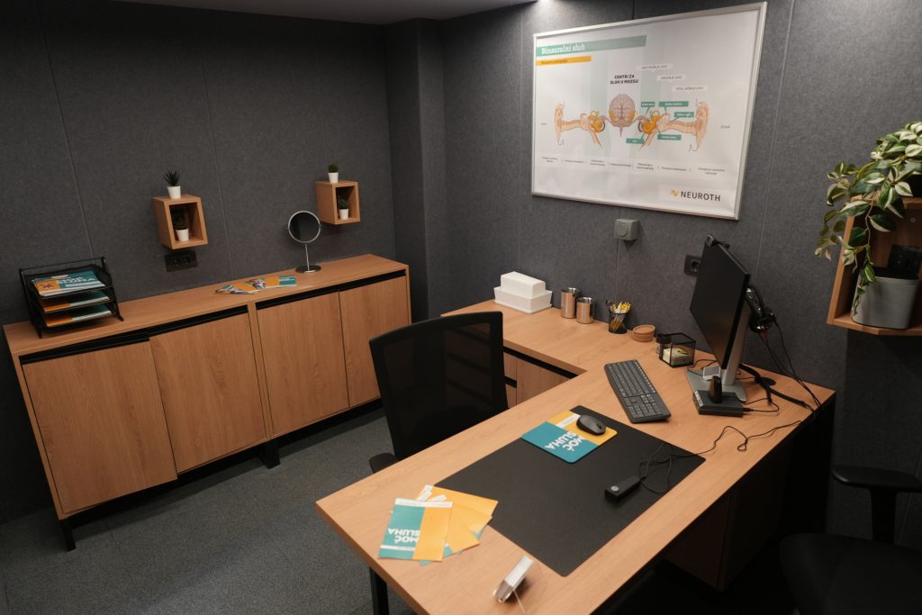 OTVOREN NOVI NEUROTH SLUŠNI CENTAR: Austrijski lider u oblasti slušnih aparata stigao u Mladenovac - Palanka info OTVOREN NOVI NEUROTH SLUŠNI CENTAR: Austrijski lider u oblasti slušnih aparata stigao u Mladenovac - Palanka info