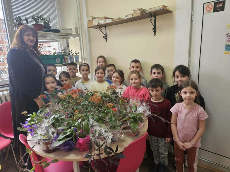 437c9a9f c494 4a11 aff4 56612ccbf472