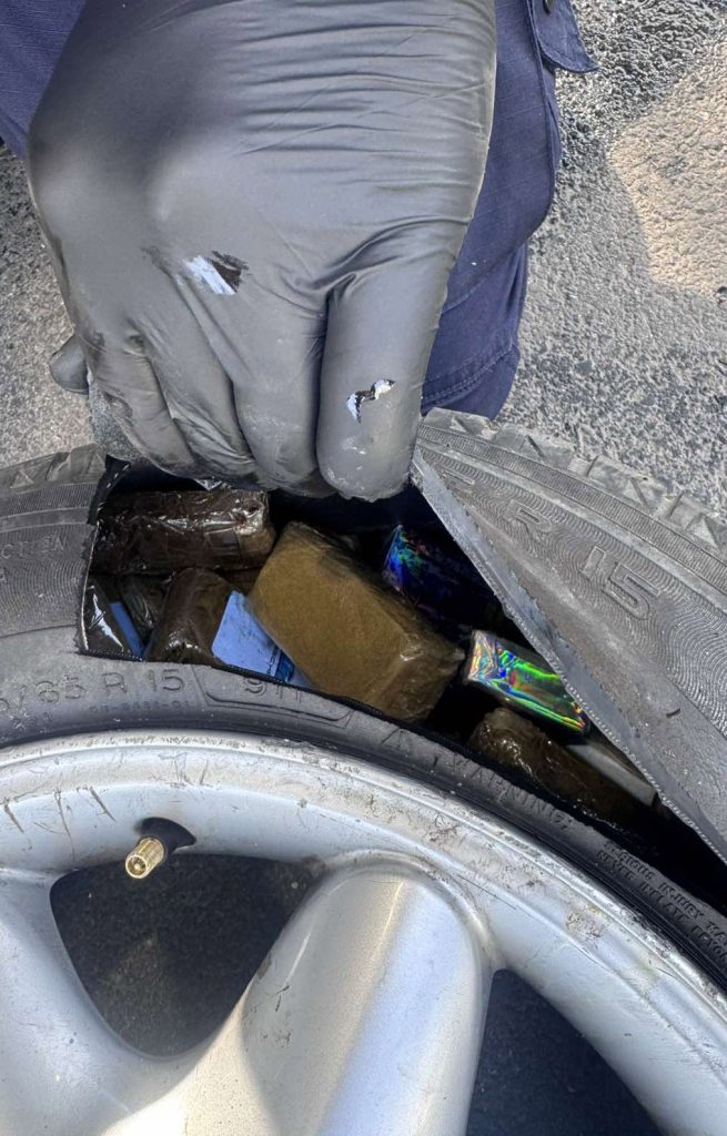 Zaplena narkotika na graničnom prelazu Horgoš: Uhapšen državljanin Turske - Palanka info Zaplena narkotika na graničnom prelazu Horgoš: Uhapšen državljanin Turske - Palanka info