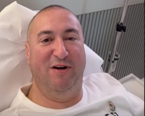 HITNA OPERACIJA POZNATOG PEVAČA: Radiša Trajković Đani operisan na VMA, ugrađeno mu pet stentova - Palanka info