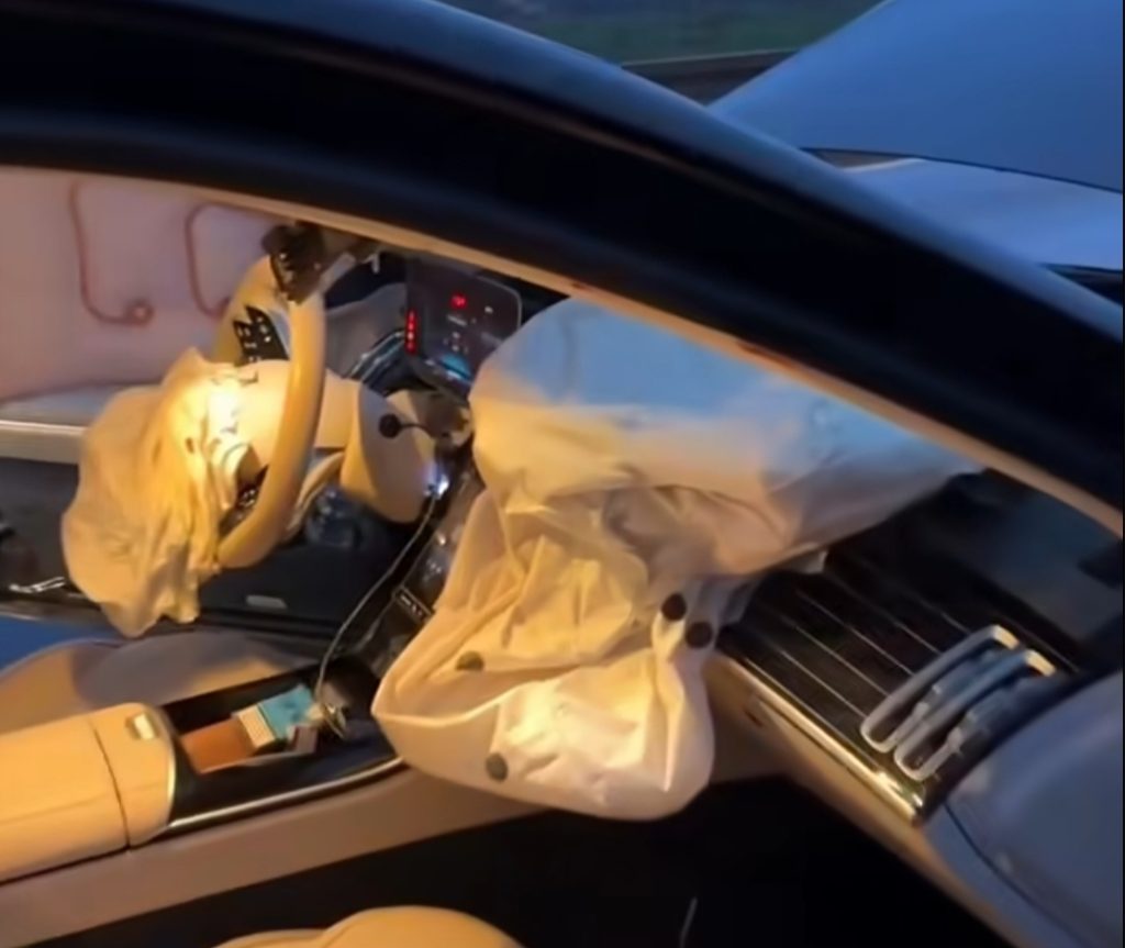 BRANKO BABIĆ DOŽIVEO TEŽAK UDES NA AUTOPUTU - Palanka info BRANKO BABIĆ DOŽIVEO TEŽAK UDES NA AUTOPUTU - Palanka info