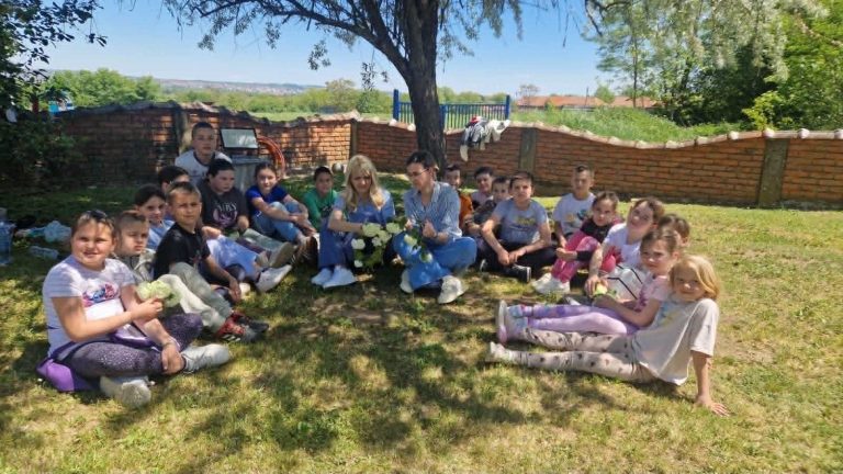 PLEMENITOST I EMPATIJA: Nedelja sećanja i zajedništva u OŠ „Olga Milošević“ - Palanka info