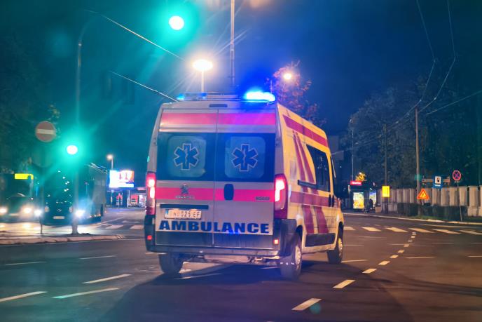 Težak udes u centru Beograda: Mladić (19) na motoru se sudario sa autobusom, povređen i dečak (8) - Palanka info