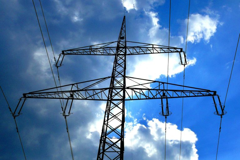RADOVI NA DALEKOVODU: OVI DELOVI SMEDEREVSKE PALANKE SUTRA OSTAJU BEZ ELEKTRIČNE ENERGIJE! - Palanka info