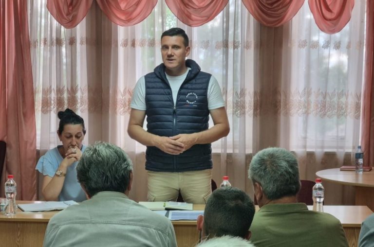 ODRŽAN SASTANAK MO SNS KUSADAK: ZAHVALNOST MEŠTANIMA NA REKORDNOJ PODRŠCI I 67 ODSTO GLASOVA - Palanka info
