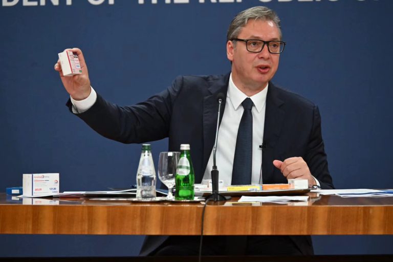 Predsednik Vučić najavio reindustrijalizaciju i rast rejtinga: "Izbori su jedino merilo podrške" - Palanka info