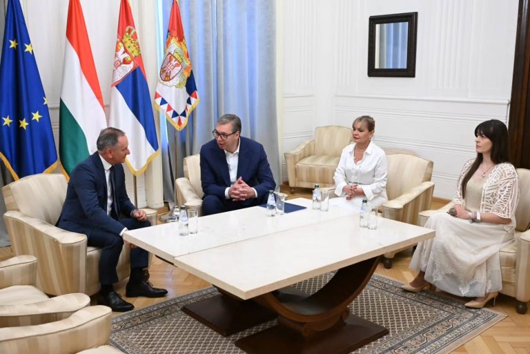 Predsednik Srbije u oproštajnoj poseti primio mađarskog ambasadora - Palanka info