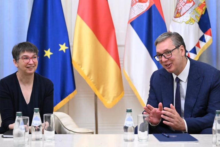 Predsednik Vučić primio u oproštajnu posetu ambasadorku Nemačke Anke Konrad - Palanka info