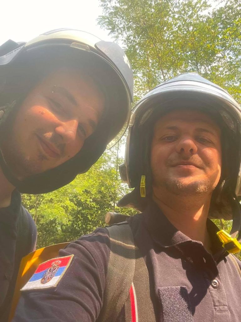 DRAGAN MIKULIĆ I HRABRI VATROGASCI IZ IĐOŠA PREŠLI 200 KILOMETARA DA SPASU PEŠČARU: EKSKLUZIVNA ISPOVEST SA PRVE LINIJE - Palanka info