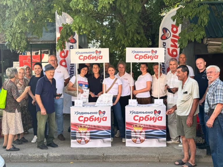 Velika podrška meštana u Kusatku: Održan štand SNS-a, poslata snažna podrška politici Aleksandra Vučića i ubrzanom razvoju sela - Palanka info
