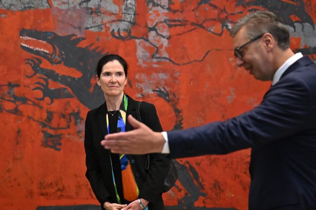 PREDSEDNIK VUČIĆ SA AMBASADORKOM HOLŠTAJN: NEMAČKA JE JEDAN OD NAŠIH NAJVAŽNIJIH PARTNERA, A NJIHOVA ULAGANJA SU MOTOR SRPSKE PRIVREDE - Palanka info
