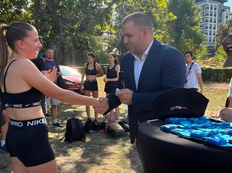 ISTORIJSKI SPORTSKI DAN U PRESTONICI: BEOGRADSKI HIPODROM USPEŠNO UGIOSTIO PRVI EKIPNI OCR IZAZOV NA ČUKARICI - Palanka info
