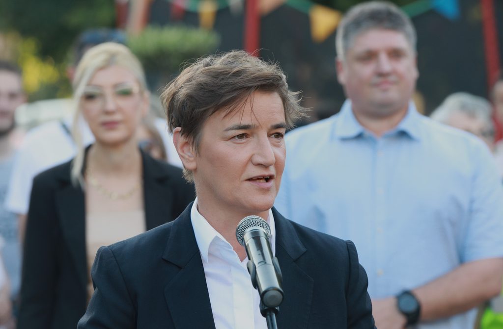 SRBIJA OVO JOŠ NIJE VIDELA! Ana Brnabić večeras ulazi u ISTORIJU: Postaje prva osoba koja je spojila TRI NAJVAŽNIJE FUNKCIJE u državi! - Palanka info SRBIJA OVO JOŠ NIJE VIDELA! Ana Brnabić večeras ulazi u ISTORIJU: Postaje prva osoba koja je spojila TRI NAJVAŽNIJE FUNKCIJE u državi! - Palanka info