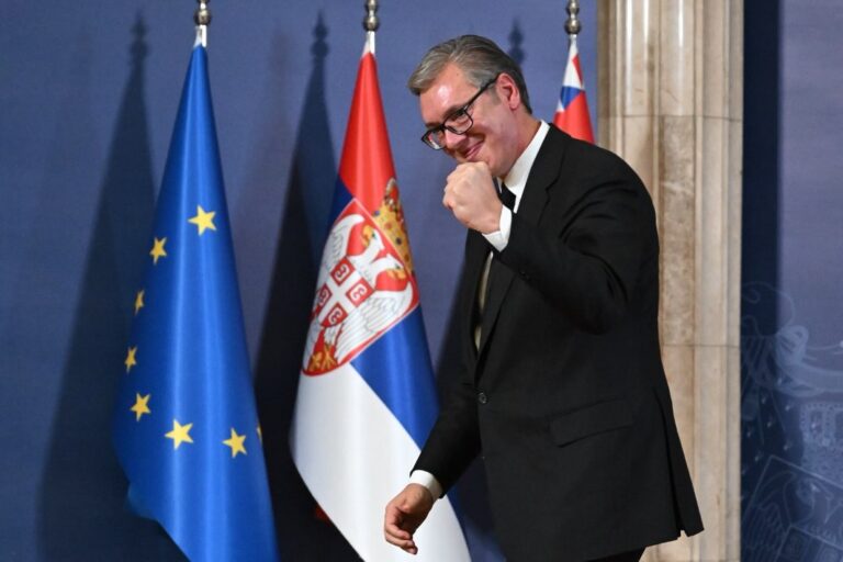 EVO ŠTA NAS ČEKA POSLE OSTAVKE PREDSEDNIKA: ANA BRNABIĆ PREUZIMA DUŽNOST, TEKU ROKOVI ZA NOVE IZBORE - Palanka info